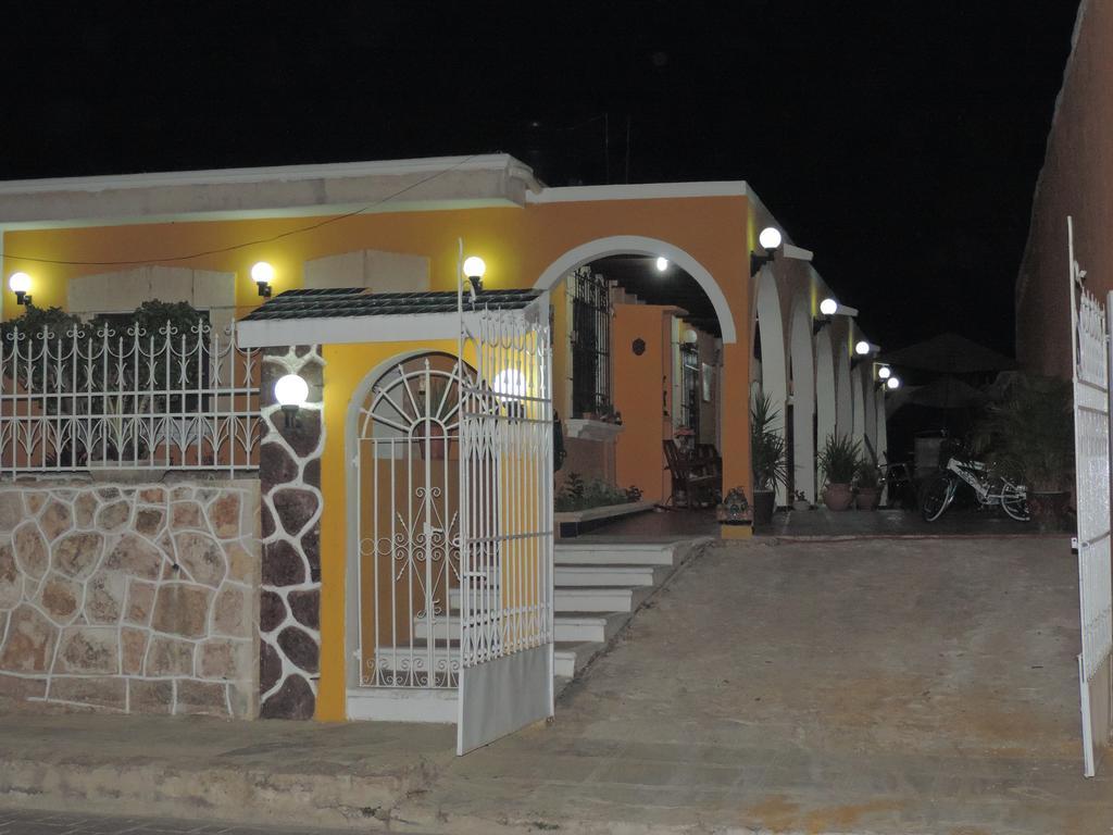 Hotel Casa Colonial Izamal Exterior photo